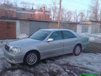 2001 Toyota Crown Pictures