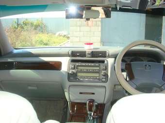 2001 Toyota Crown For Sale
