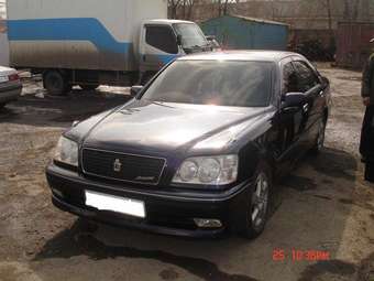 2001 Toyota Crown Pictures