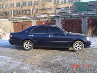 2001 Toyota Crown For Sale
