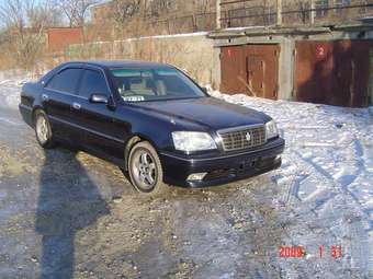 2001 Toyota Crown Images