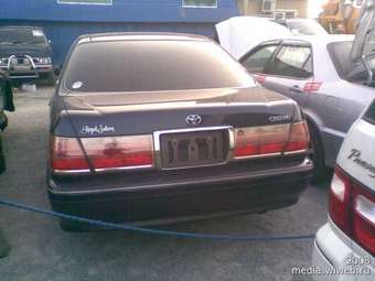 2001 Toyota Crown Pictures