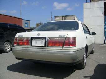 2001 Toyota Crown Pics