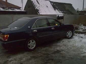 2001 Toyota Crown Images