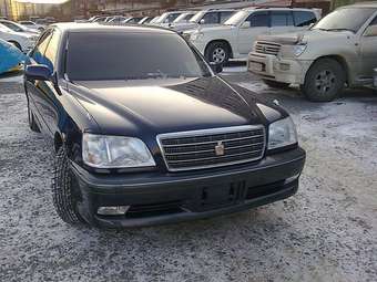 2001 Toyota Crown Pics