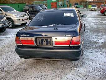 2001 Toyota Crown Pictures