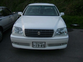 2002 Toyota Crown