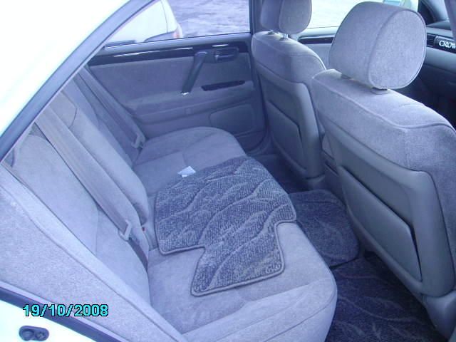 2002 Toyota Crown