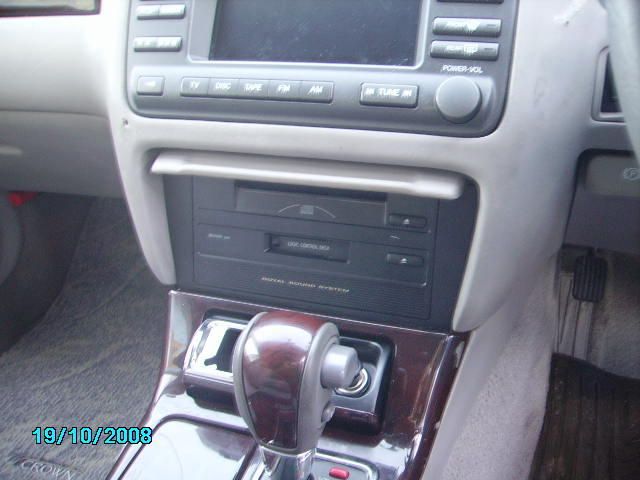 2002 Toyota Crown