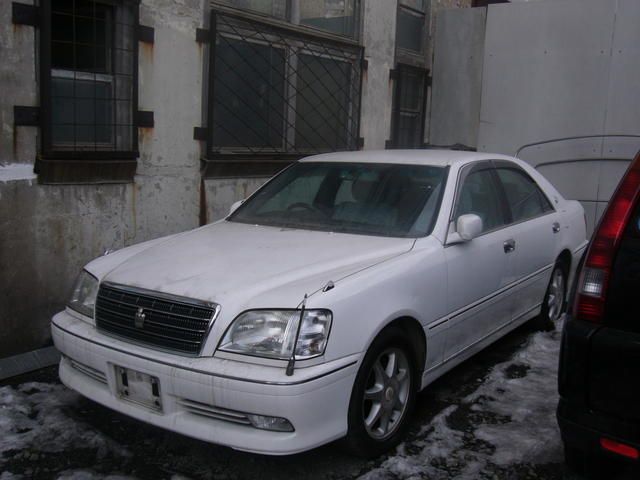 2002 Toyota Crown