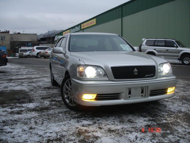 2002 Toyota Crown