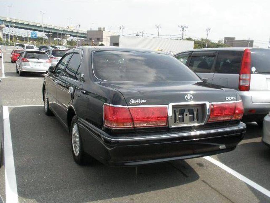 2002 Toyota Crown