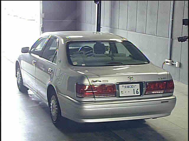 2002 Toyota Crown