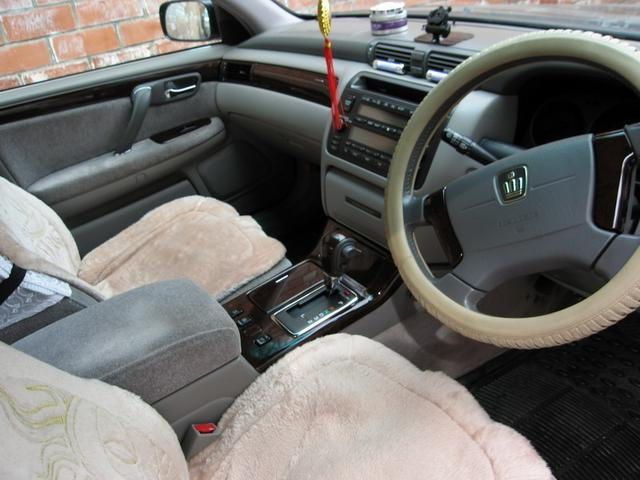 2002 Toyota Crown