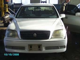 2002 Toyota Crown Images