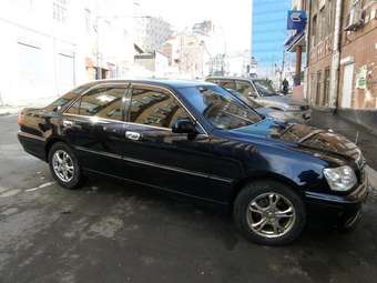 2002 Toyota Crown Pictures