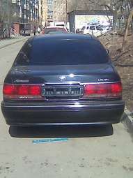 2002 Toyota Crown Pictures
