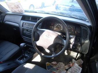 2002 Toyota Crown For Sale