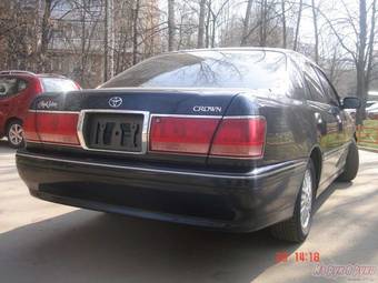 2002 Toyota Crown Pictures