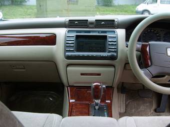 2002 Toyota Crown For Sale