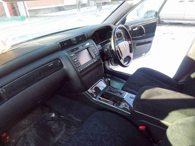 2003 Toyota Crown