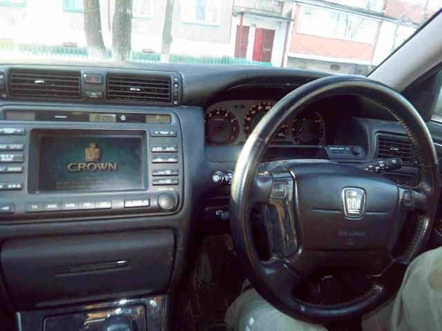 2003 Toyota Crown