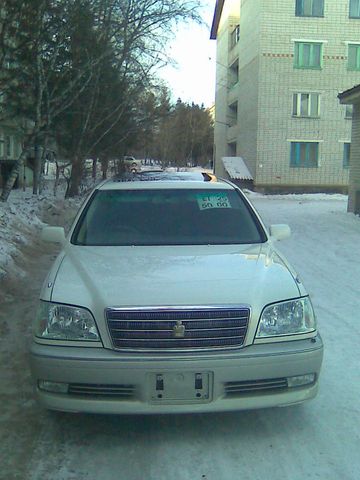 2003 Toyota Crown