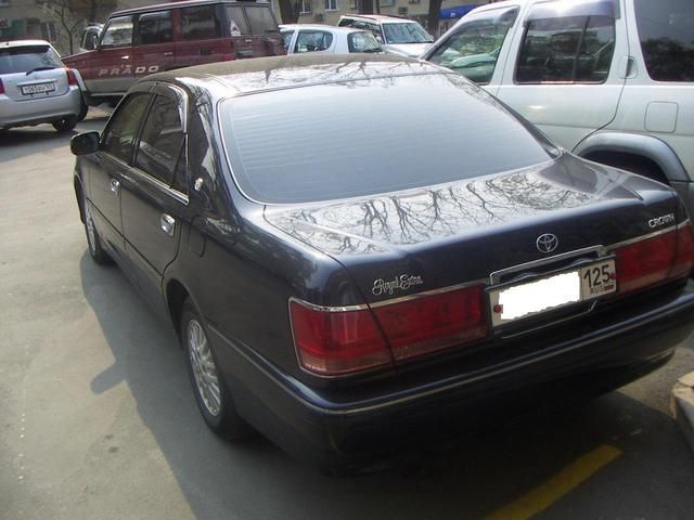 2003 Toyota Crown
