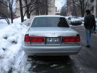 2003 Toyota Crown Photos