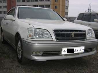 2003 Toyota Crown Images