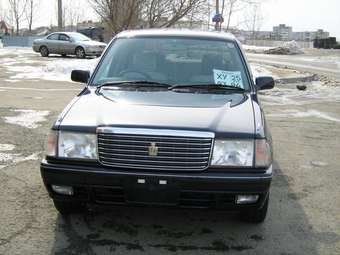2003 Toyota Crown For Sale