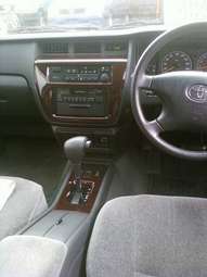 2003 Toyota Crown Wallpapers