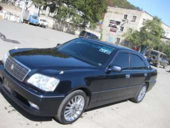 2003 Toyota Crown Pictures