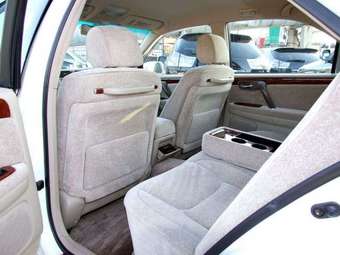 2003 Toyota Crown For Sale