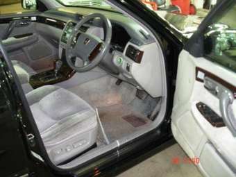 2003 Toyota Crown Pics