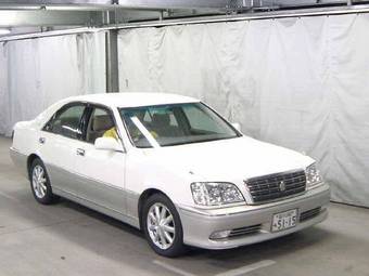 2003 Toyota Crown Pictures