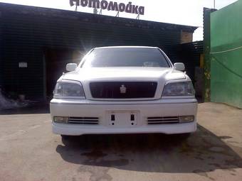 2003 Toyota Crown Pictures