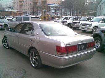 2003 Toyota Crown Photos