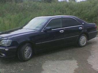 2003 Toyota Crown Photos