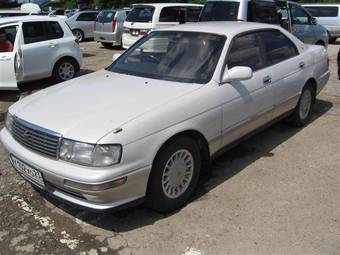 2003 Toyota Crown Pics