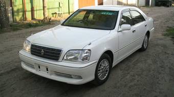 2003 Toyota Crown Pictures