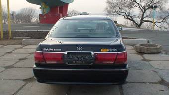 2003 Toyota Crown Pictures