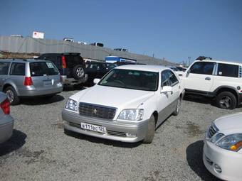 2003 Toyota Crown Pictures