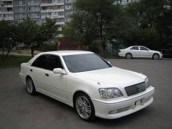 2003 Toyota Crown Photos