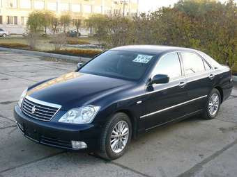 2004 Toyota Crown