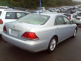 2004 Toyota Crown