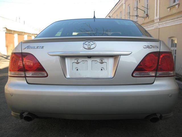 2004 Toyota Crown