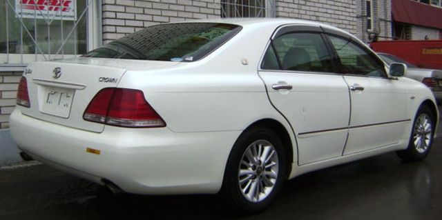 2004 Toyota Crown