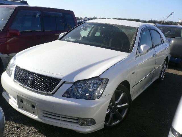 2004 Toyota Crown