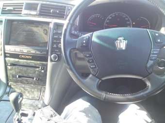 2004 Toyota Crown